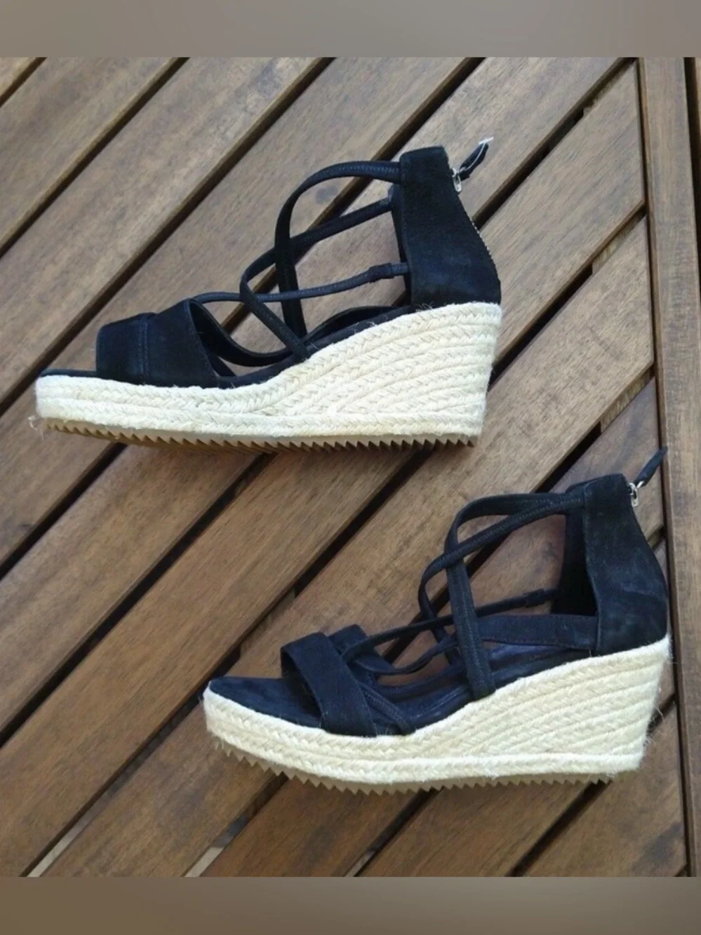 Eileen Fisher espadrille sandals Classic black size 5.5 Beachy Summer